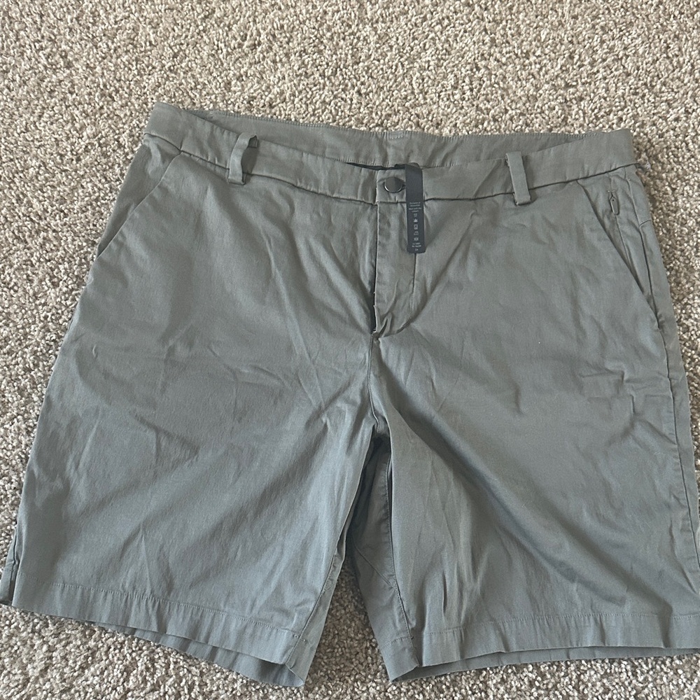 lululemon athletica Gray Men Shorts